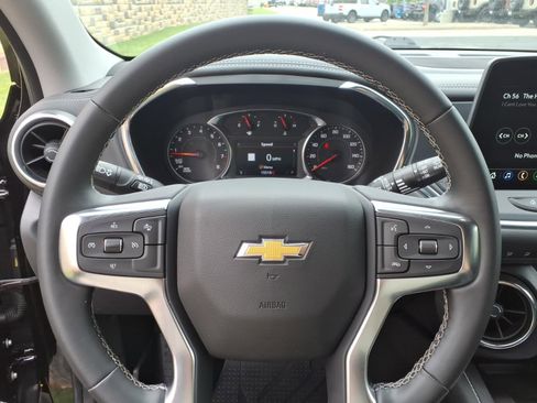 Used 2024 Chevrolet Blazer LT w/ Sound & Technology Package AWD/4WD image 22