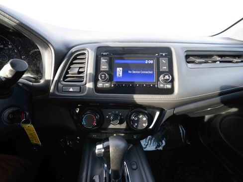 Used 2022 Honda HR-V LX image 17