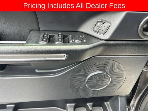 Used 2021 Ford Expedition Max XLT RWD image 4