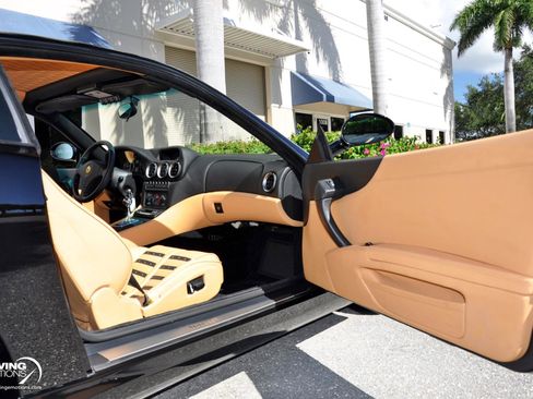 Used 1998 Ferrari 550 Maranello Coupe image 17