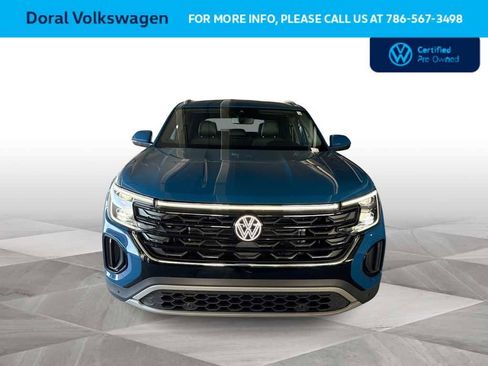 Used 2025 Volkswagen Atlas Cross Sport SE w/ Black Wheel Package image 3