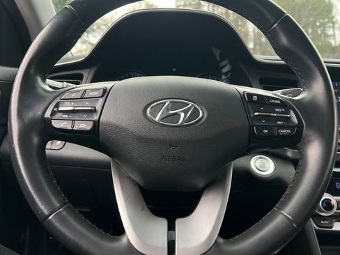Used 2019 Hyundai Elantra Value Edition w/ Cargo Package image 20
