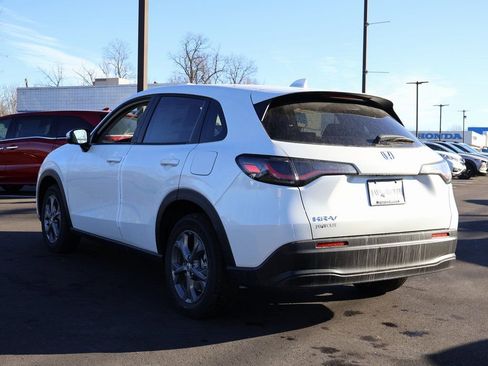 New 2026 Honda HR-V LX image 3