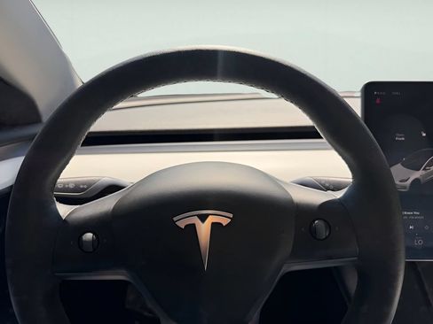 Used 2022 Tesla Model 3 Long Range AWD/4WD image 18