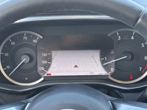 Used 2023 Jaguar F-PACE S image 17