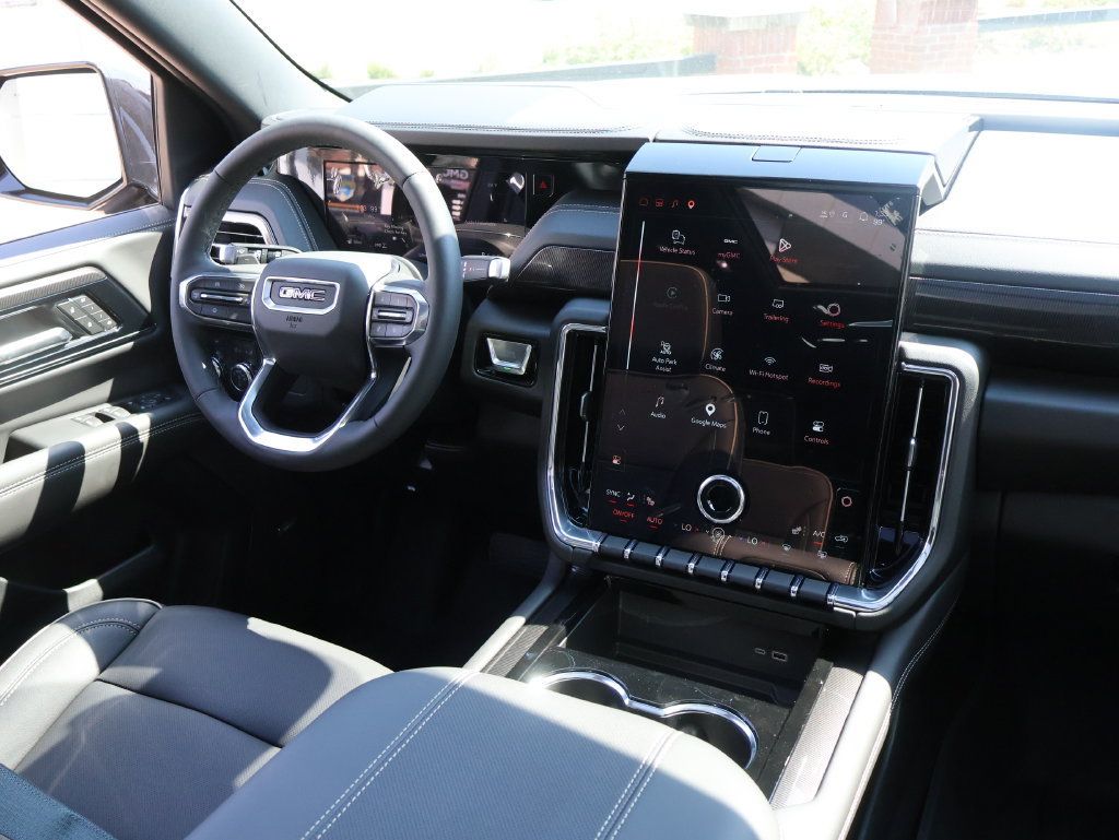 New 2026 GMC Yukon Elevation w/ LPO, Floor Liner Package AWD/4WD image 12