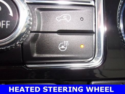 Used 2024 GMC Yukon XL Denali w/ Advanced Technology Package image 16