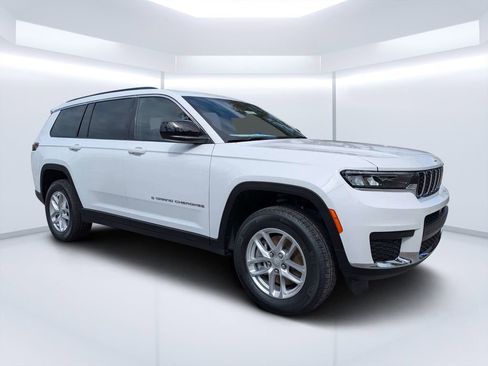 New 2026 Jeep Grand Cherokee L Laredo w/ Trailer Tow Package RWD image 1