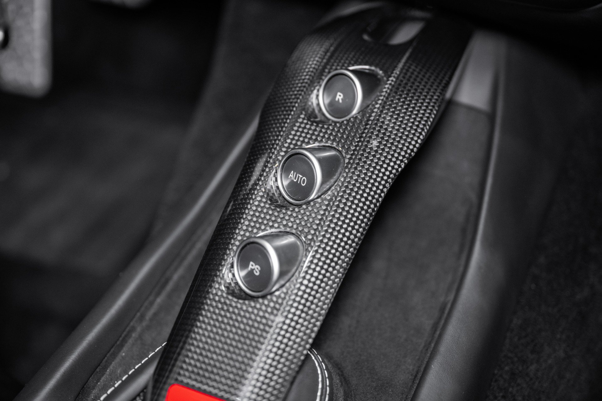 Used 2017 Ferrari F12 Berlinetta RWD image 37