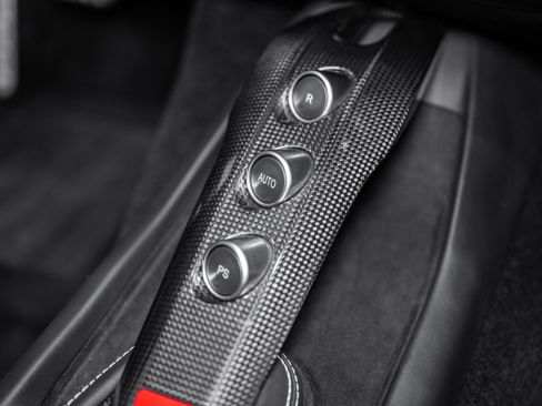 Used 2017 Ferrari F12 Berlinetta RWD image 37