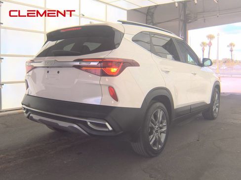 Used 2023 Kia Seltos S FWD image 6