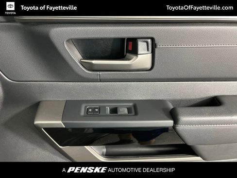 Certified 2025 Toyota Tundra Limited AWD/4WD image 9