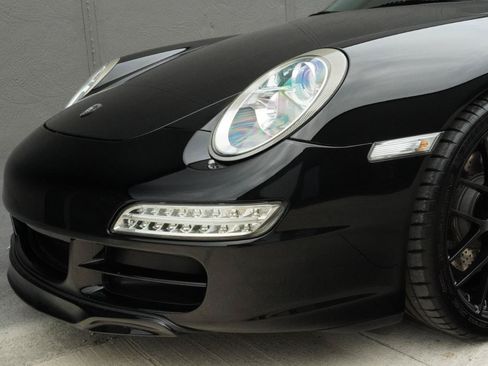 Used 2006 Porsche 911 Carrera S RWD image 19