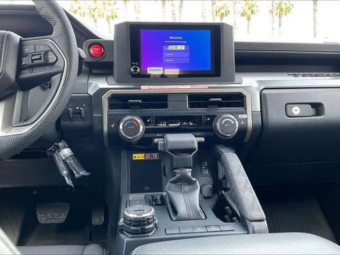 New 2026 Toyota Tacoma TRD Off-Road AWD/4WD image 19