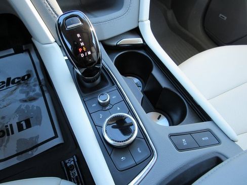 Used 2024 Cadillac XT6 Premium Luxury w/ LPO, Floor Liner Package image 21