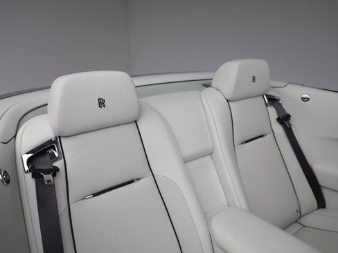 Certified 2018 Rolls-Royce Dawn image 37