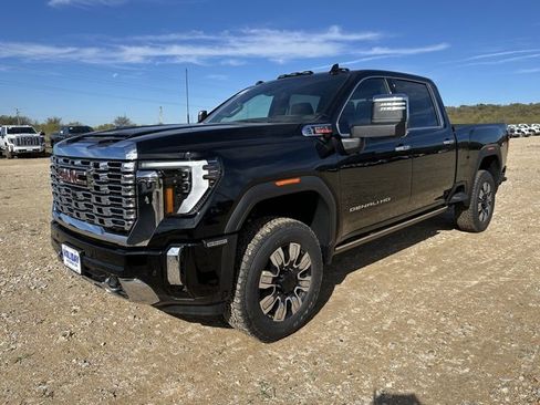 New 2026 GMC Sierra 2500 Denali w/ Denali Reserve Package image 11