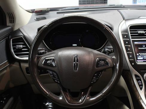 Used 2016 Lincoln MKX Reserve w/ Technology Package image 14