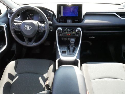 Certified 2025 Toyota RAV4 XLE AWD/4WD image 10