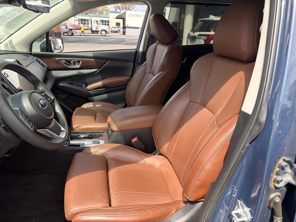 Used 2023 Subaru Ascent Touring AWD/4WD image 10