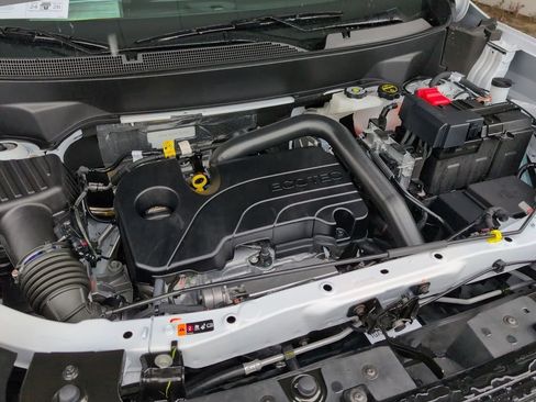 Certified 2026 GMC Terrain AT4 AWD/4WD image 22
