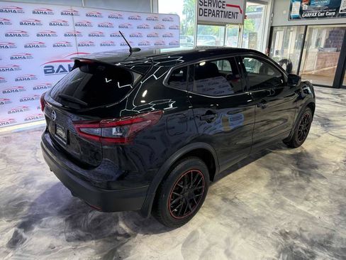 Used 2021 Nissan Rogue Sport S FWD image 4