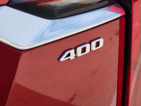 Used 2023 Cadillac XT6 Premium Luxury image 17