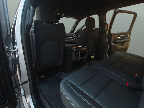 Used 2025 RAM 1500 Big Horn image 25