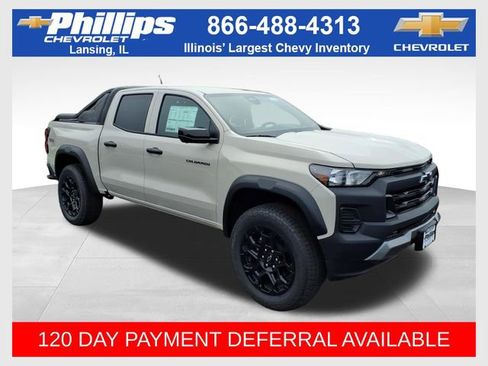 New 2026 Chevrolet Colorado Trail Boss w/ Midnight Edition AWD/4WD image 1