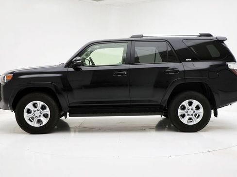 Used 2024 Toyota 4Runner SR5 Premium image 7