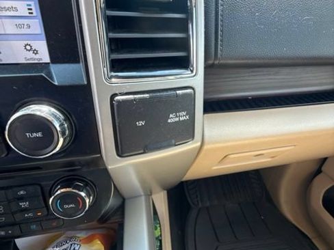 Used 2017 Ford F150 Lariat AWD/4WD image 64