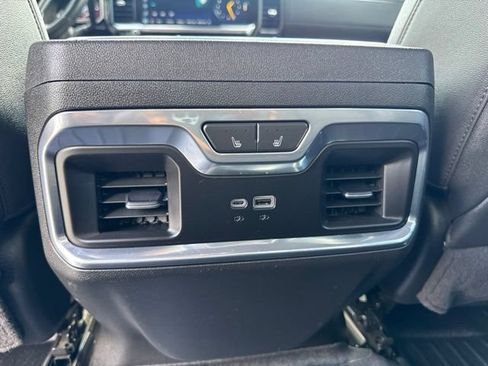 Used 2024 Chevrolet Silverado 2500 LTZ w/ LTZ Convenience Package AWD/4WD image 31