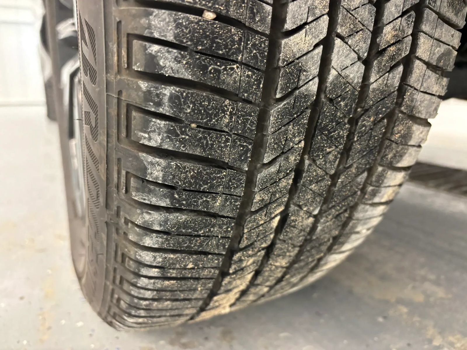 Used 2024 Mitsubishi Eclipse Cross LE AWD/4WD image 49
