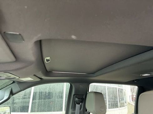 Used 2023 Chevrolet Silverado 1500 ZR2 w/ Technology Package image 13