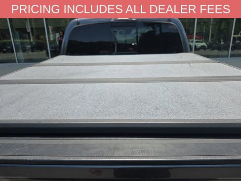 Used 2020 Toyota Tacoma TRD Off-Road w/ TRD Premium Off Road Package AWD/4WD image 6