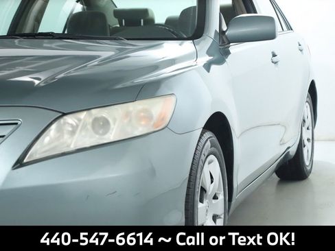Used 2009 Toyota Camry LE image 3