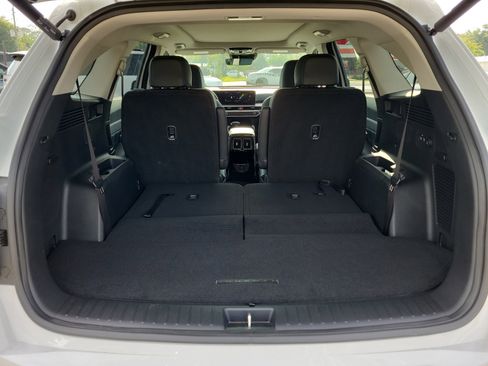 Certified 2025 Kia Sorento SX FWD image 14