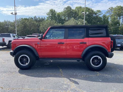 Used 2023 Ford Bronco Black Diamond w/ Sasquatch Package AWD/4WD image 6