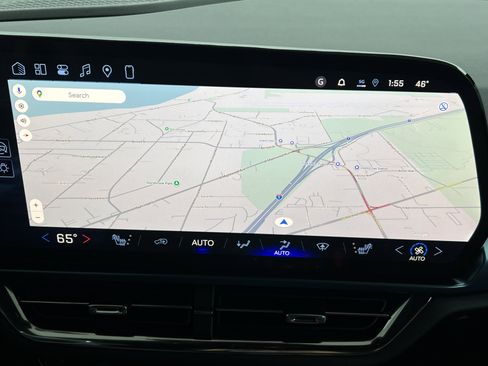 New 2026 Chevrolet Equinox EV LT image 11