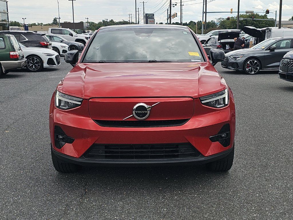 Used 2023 Volvo C40 P8 Recharge Plus AWD/4WD image 17