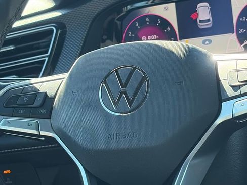 Used 2024 Volkswagen Atlas Cross Sport SEL R-Line image 16