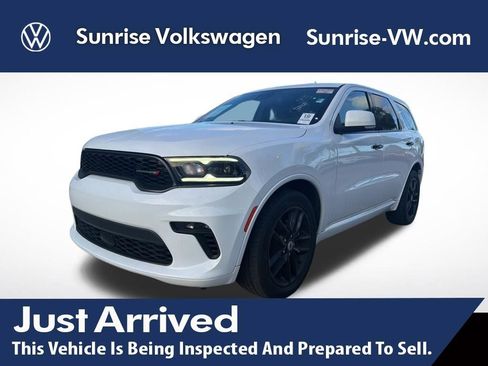 Used 2022 Dodge Durango GT RWD image 1