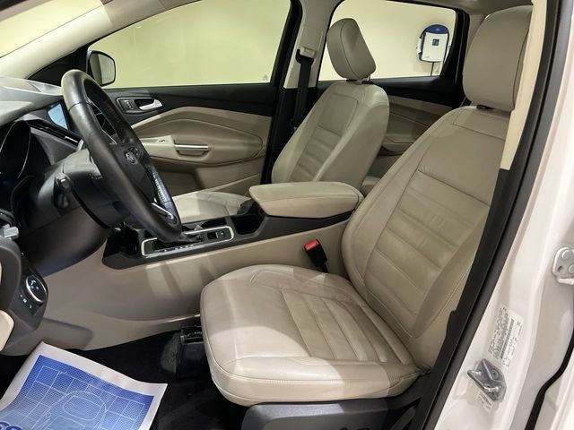 Used 2019 Ford Escape Titanium FWD image 19