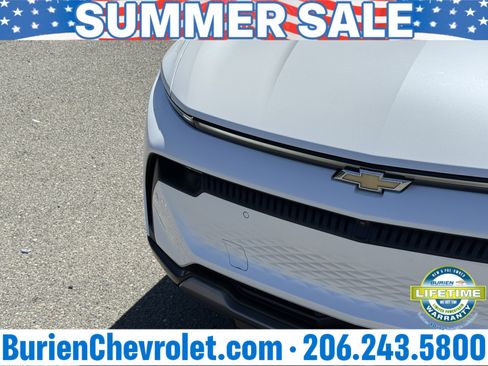 Used 2024 Chevrolet Equinox EV LT w/ Active Safety Package 3 AWD/4WD image 40
