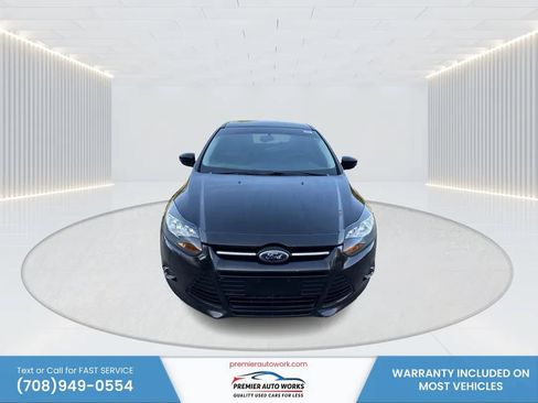 Used 2014 Ford Focus Titanium FWD image 2