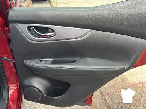 Used 2020 Nissan Rogue Sport SV w/ Technology Package image 33