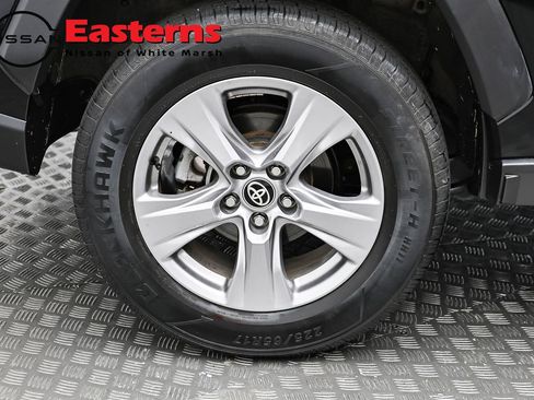 Used 2023 Toyota RAV4 XLE FWD image 27