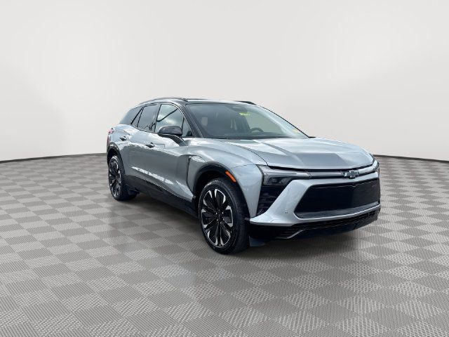 Certified 2026 Chevrolet Blazer EV RS w/ Super Cruise Package AWD/4WD image 3