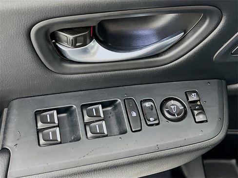 Used 2024 Honda Pilot Elite image 18