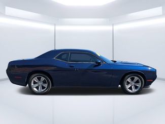 Used 2015 Dodge Challenger SXT RWD video 2